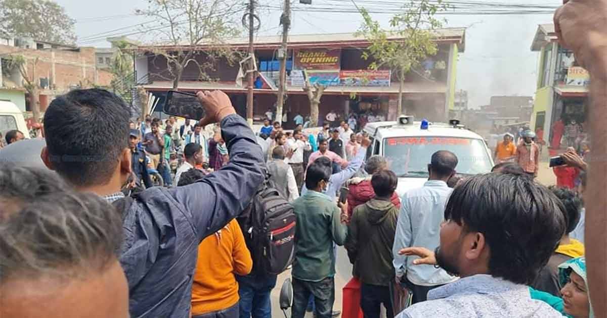 मालपोत कार्यालयमा बम विष्फोट