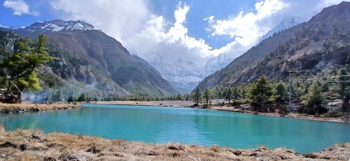 मनाङस्थित  क्लिनलेक