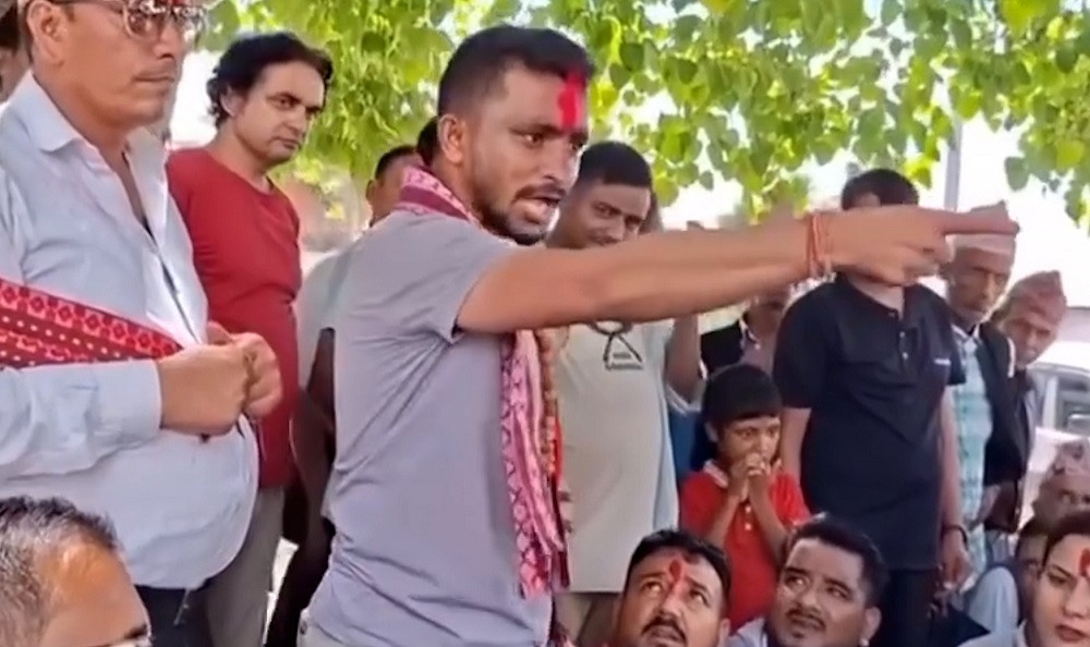 ‘जाक्दिन्छु समाएर अनि थाहा हुन्छ’: सांसद केपी खनाल